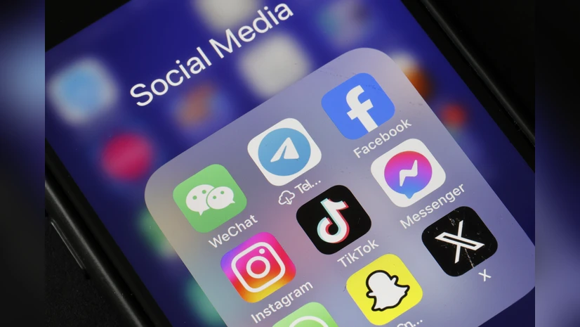 Australia Becomes First Country to Restrict Social Media Access for Children